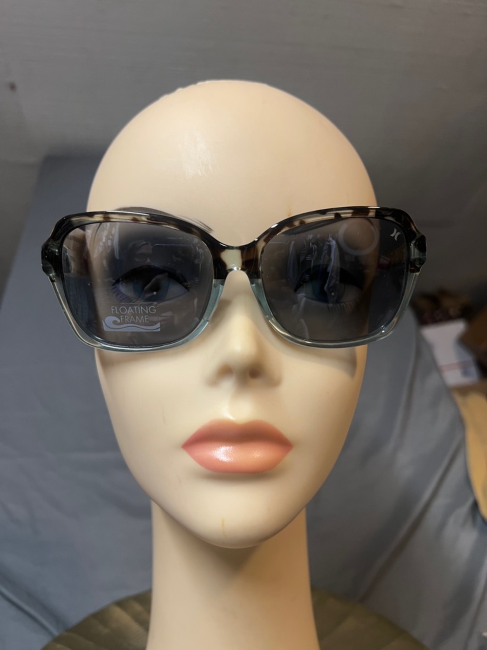 Hurley monaco floating frame Sunglasses